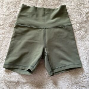 Offline by Aerie women’s ribbed biker shorts